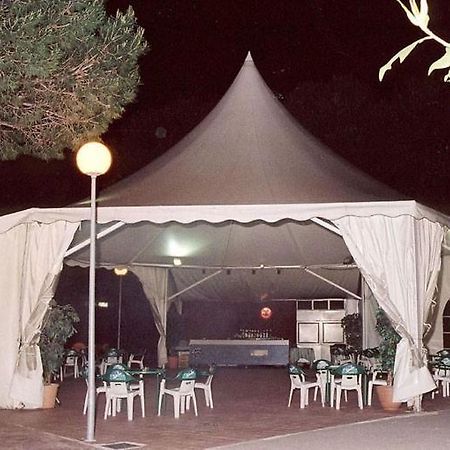 La Imperial Hotel Luceni Exterior photo